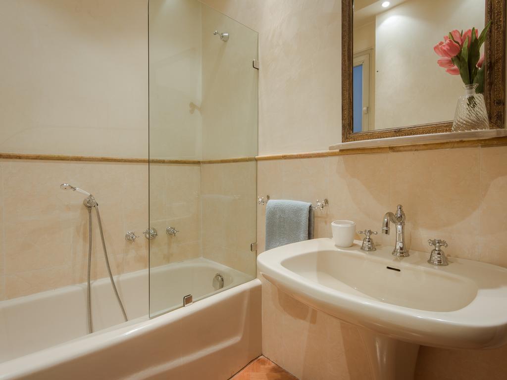 Charming Suite Ponte Vecchio Florenţa Exterior foto